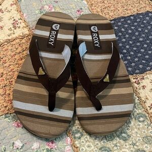 Roxy flip-flops